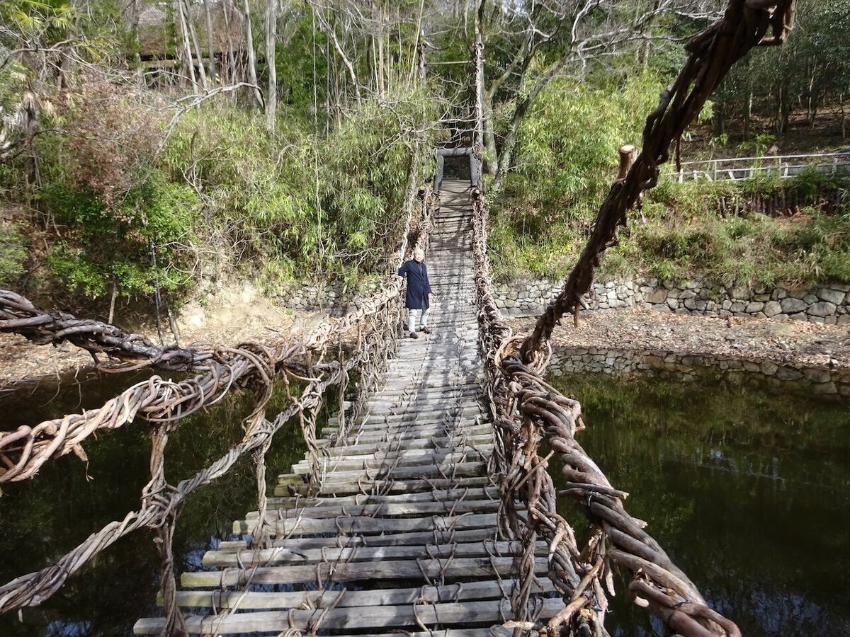 四国 野外 露出 時間の“積み重ね”があって、今があることを知る。 我々が無くしてしまった何かを取り戻す旅へ四国村ミウゼアム カトーレック株式会社｜ネットTAM