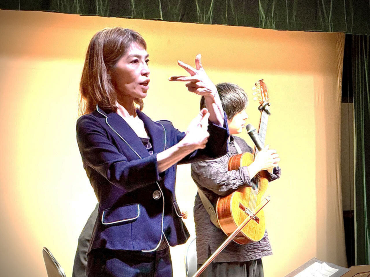 art-corporation-toyota-lobby-concert-sign-language.jpg